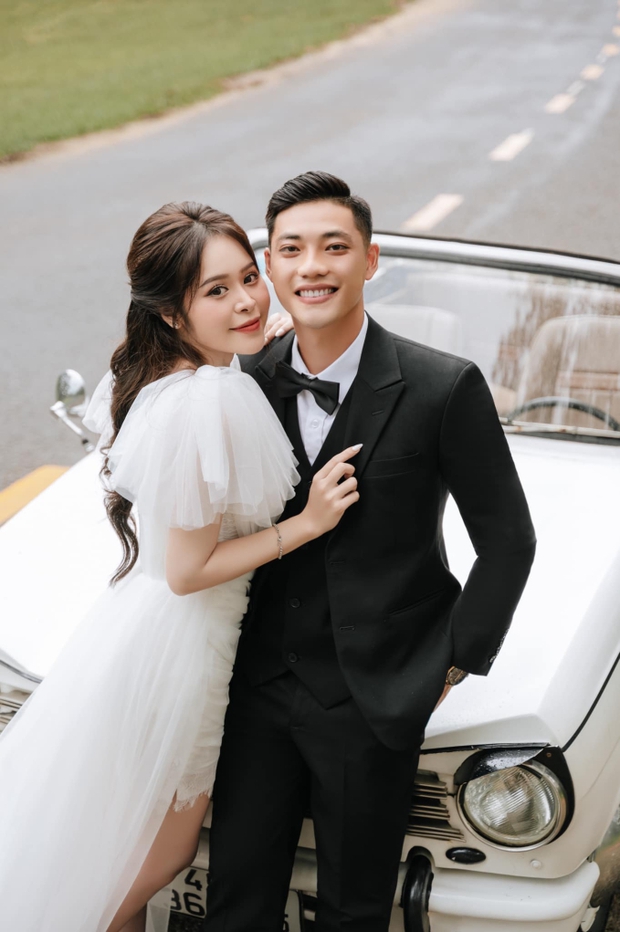 Hotboy có tên độc nhất bóng đá Việt Nam hạnh phúc khoe ảnh tiệc đầy tháng của con đầu lòng - Ảnh 3.