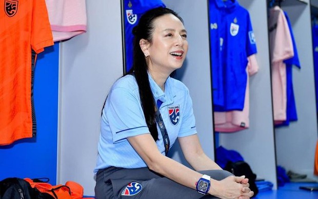 Madam Pang gặp chỉ trích vì lạm quyền, đẩy Mano Polking ra khỏi vị trí huấn luyện viên