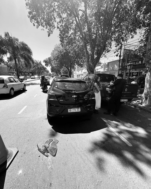 Người thân nhà vợ của Messi gặp trường hợp cướp trên phố, Antonela đã lên tiếng đáp trả đầu tiên