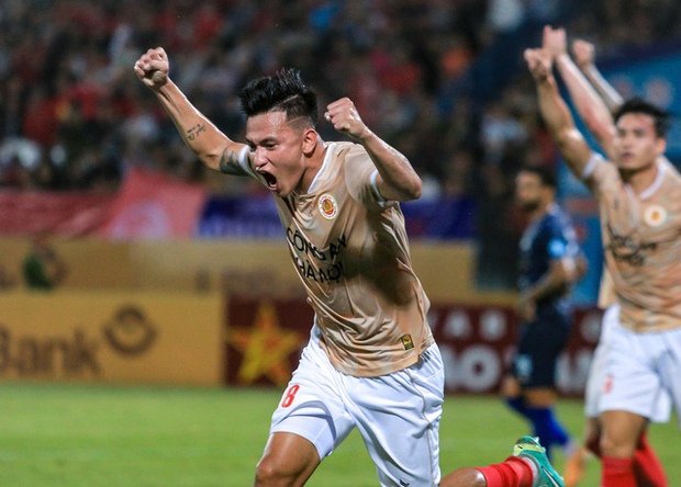 Chuyện gia đình sau 6 năm của cựu tuyển thủ U23 Việt Nam và 'đàn chị' đội tuyển nữ Việt Nam