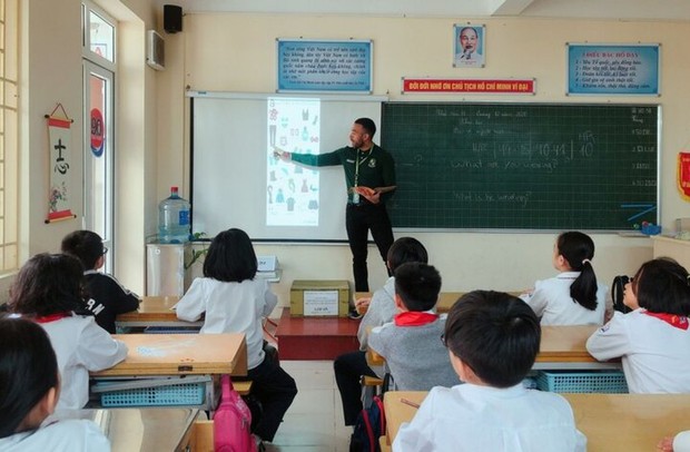 Thêm một huyện ở Hà Nội dừng toàn bộ hoạt động dạy học liên kết - Ảnh 1.