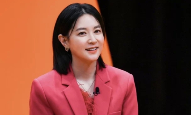 Lee Young Ae quyết đến thẩm mỹ viện chỉ vì 1 câu nói của ái nữ 12 tuổi, bị nhận nhầm là con lai - Ảnh 2.