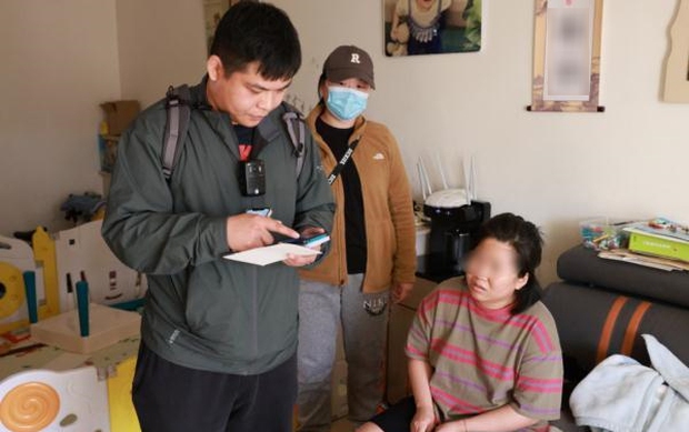 1.000 công an được huy động truy quét lừa đảo sau khi 2.000 người trong thành phố trình báo mất tiền trong tài khoản vì một cuộc điện thoại - Ảnh 1. 1.000 công an được huy động truy quét lừa đảo sau khi 2.000 người trong thành phố trình báo mất tiền trong tài khoản vì một cuộc điện thoại - Ảnh 1.