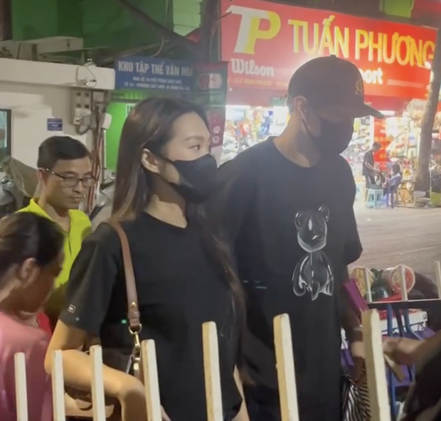 Đoàn Văn Hậu và Doãn Hải My tung bước vào đám cưới