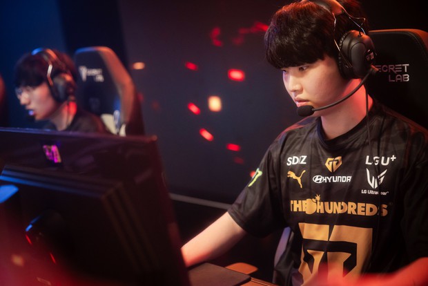 Chovy thiết lập hàng loạt kỷ lục tại CKTG 2023, nhưng thiếu mắt xích quan trọng sẽ vô nghĩa