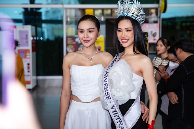 Bùi Quỳnh Hoa lên đường thi Miss Universe sau loạt ồn ào, Hương Ly nhắn gửi gây chú ý - Ảnh 5.