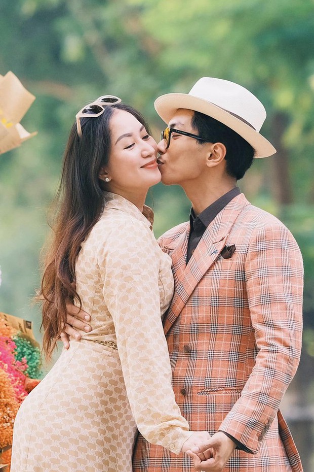 Khánh Thi và Phan Hiển tận hưởng tình yêu thu Hà Nội, câu hỏi ôn nhu: Em có muốn có thêm con không?