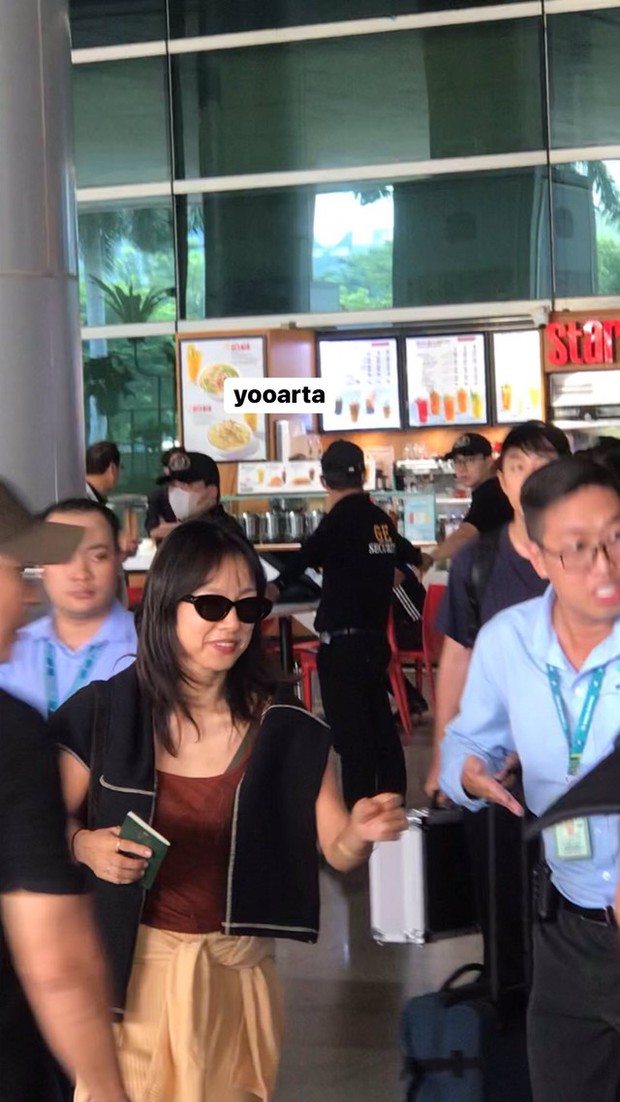 Nữ hoàng quyến rũ Lee Hyori khoe phong cách, nhiệt tình xuất hiện tại lần đầu đến Việt Nam