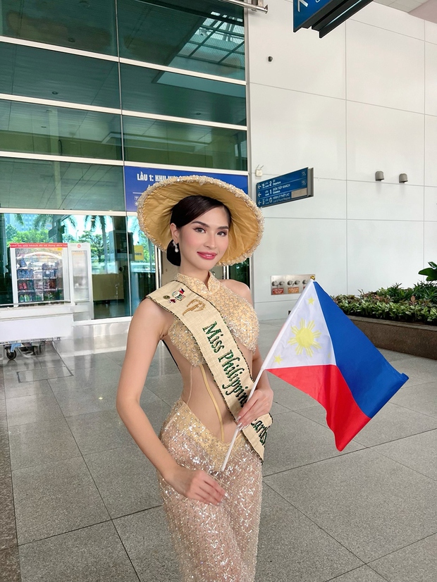 Dàn thí sinh Miss Earth 2023 diện áo dài khi đến Việt Nam - Ảnh 3.