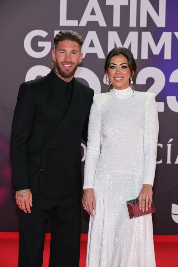 Top những WAGs sở hữu tài sản khổng lồ: Bạn gái Ronaldo thấp hơn vợ Messi, người đứng đầu quá quen thuộc