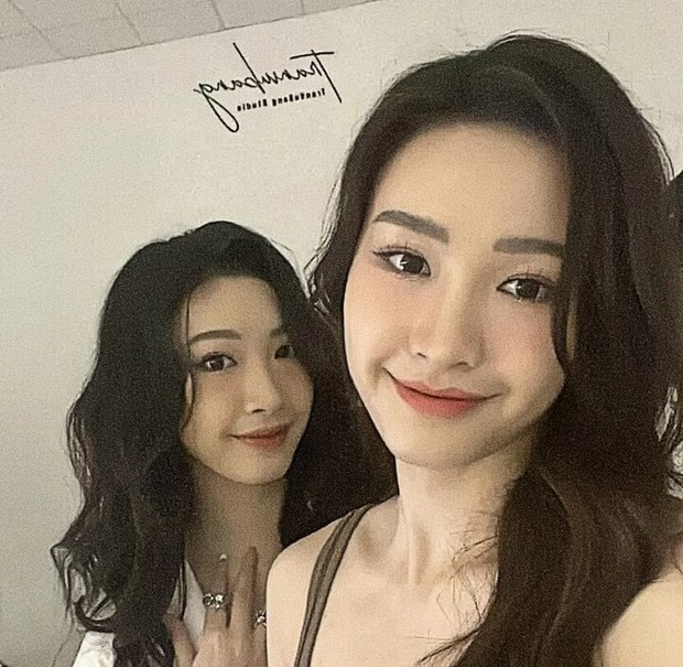 Người hâm mộ đau lòng khi nghỏ ngờ mỹ nữ bóng chuyền rời sân