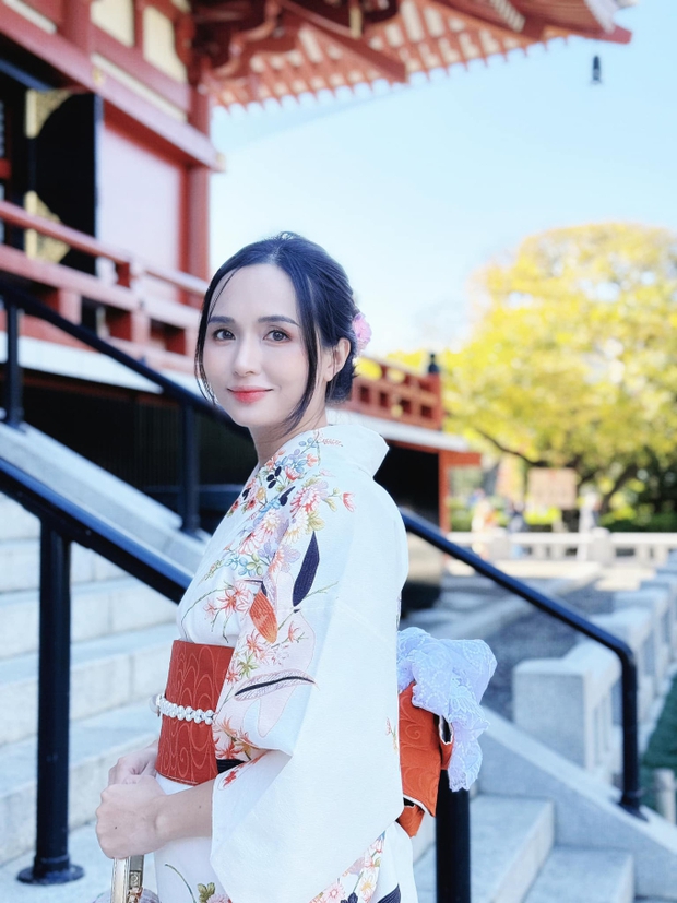 Đối thủ gần nơi với hai cựu nữ chủ tịch CLB Sài Gòn: Quyến rũ, hơn cả đẹp và tài năng