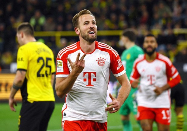 Kane ghi hat-trick, lập kỷ lục vô tiền khoáng hậu tại Bundesliga