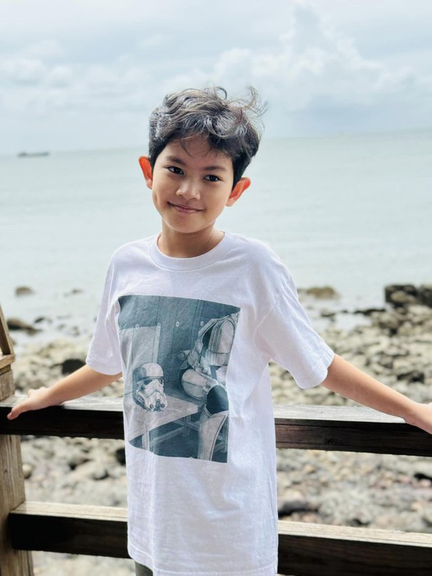 Phan Hiển dẫn Khánh Thi và con cái tới Vũng Tàu vui chơi vì một lý do