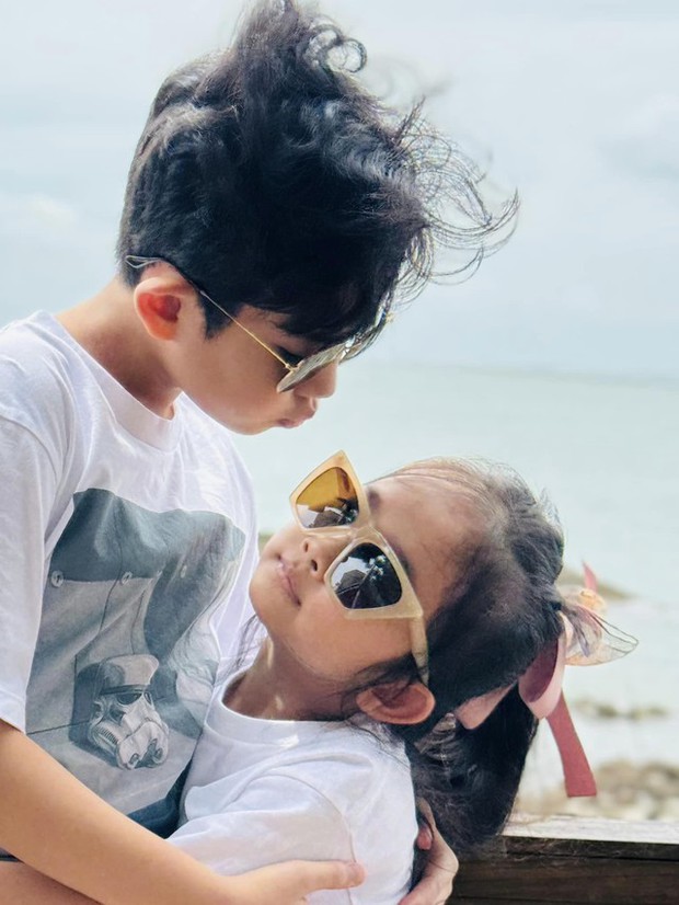 Phan Hiển dẫn Khánh Thi và con cái tới Vũng Tàu vui chơi vì một lý do