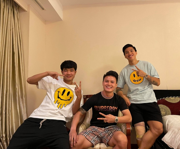 Tin tức về danh sách vắng mặt các cầu thủ nổi tiếng tại đám cưới của Đoàn Văn Hậu và Doãn Hải My