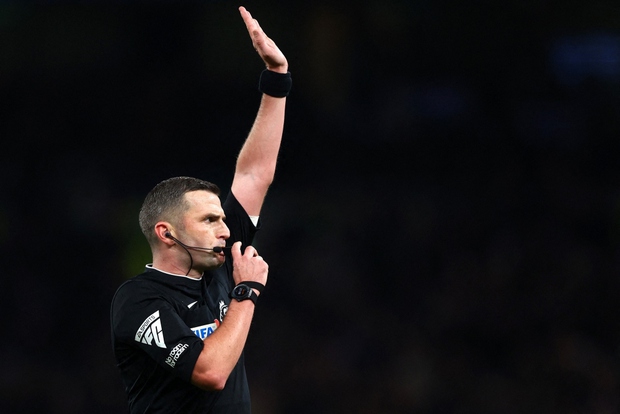 Chelsea thắng đậm trước Tottenham sau thẻ đỏ