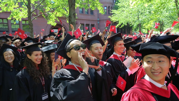 Nghi vấn Đại học Harvard có cửa sau cho con nhà giàu học dốt, là suất cực VIP, mỗi năm chỉ có 60 sinh viên - Ảnh 2.