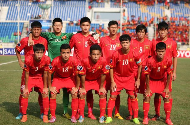 Cựu thủ môn U23 Việt Nam sắp đưa cô giáo tiểu học về nhà và câu chuyện động lòng 'dẫn bạn về nhà mất cả em gái'