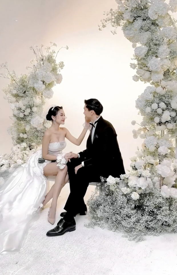 Doãn Hải My chia sẻ hình ảnh cưới với Đoàn Văn Hậu, khoe vẻ đẹp nóng bỏng và dáng vóc quyến rũ