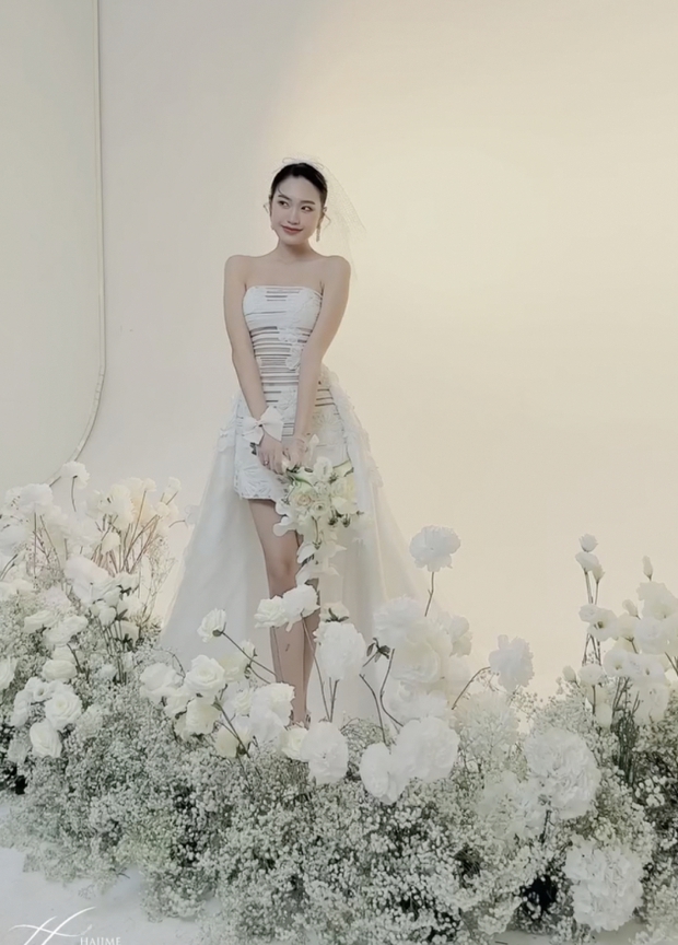 Doãn Hải My chia sẻ hình ảnh cưới với Đoàn Văn Hậu, khoe vẻ đẹp nóng bỏng và dáng vóc quyến rũ