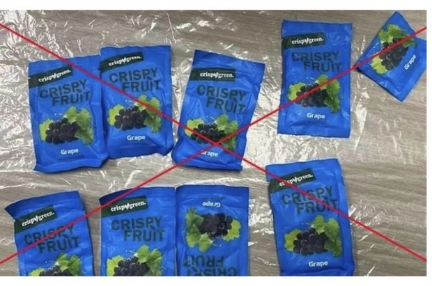 11 học sinh ăn kẹo lạ có dấu hiệu ngộ độc, Sở GD&ĐT Hà Nội chỉ đạo khẩn - Ảnh 2.