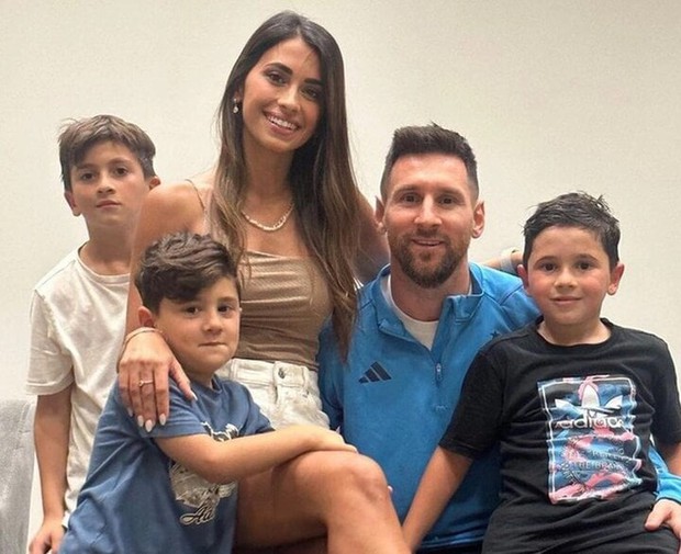 Lần duy nhất bị đồn ngoại tình, Messi giải quyết tình huống một cách tinh tế