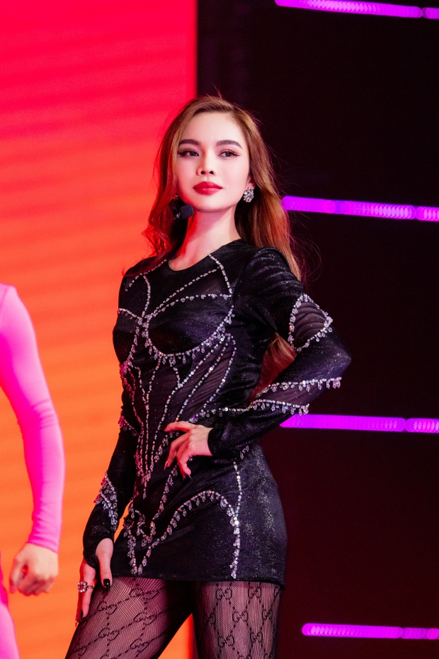 Chờ Đợi Debut của Chị đẹp Trang Pháp và team Đi Đu Đưa Đi như một Girlgroup Thực Sự