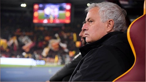 Jose Mourinho phê phán thái độ thi đấu của các cầu thủ Roma