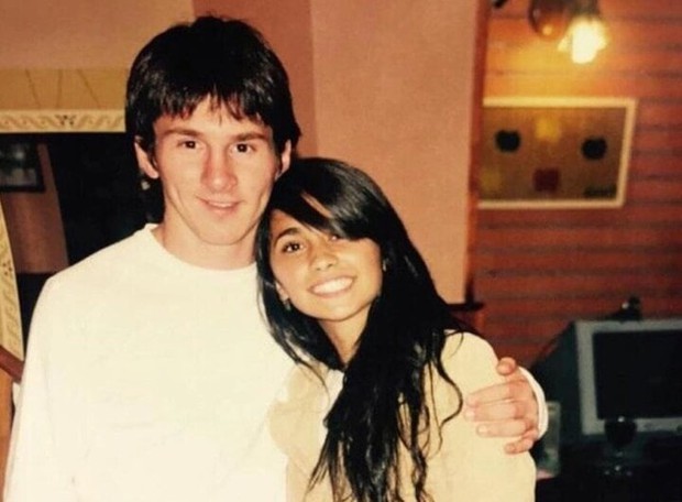 Lần duy nhất bị đồn ngoại tình, Messi giải quyết tình huống một cách tinh tế
