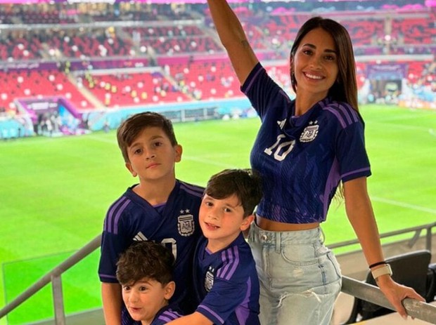 Lần duy nhất bị đồn ngoại tình, Messi giải quyết tình huống một cách tinh tế