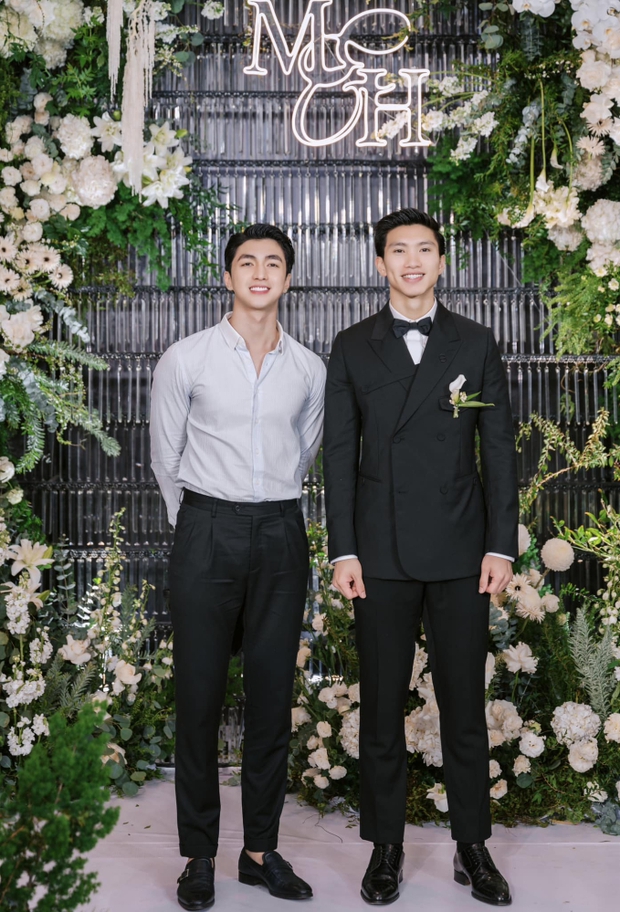 Tương đồng một khung hình, Bình An và Đoàn Văn Hậu khiến cho visual gấp đôi và mang đến hi vọng cho mối tình kiếp sau