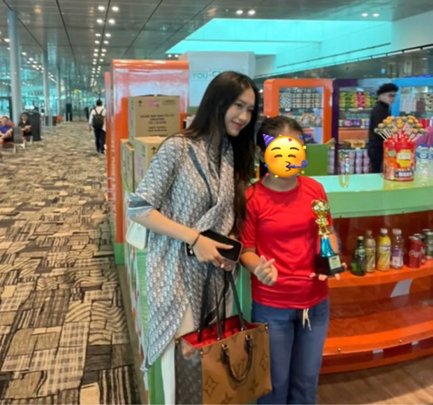 Cặp đôi quan tâm của Đoàn Văn Hậu và Doãn Hải My được phát hiện tại sân bay