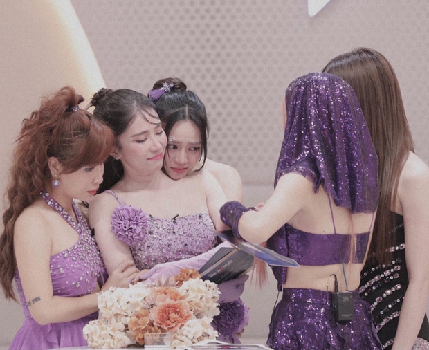 Cuộc trò chuyện thú vị với Quỳnh Nga sau khi rời chương trình Chị đẹp: Lan Ngọc - Trang Pháp cùng chia sẻ buồn với tôi