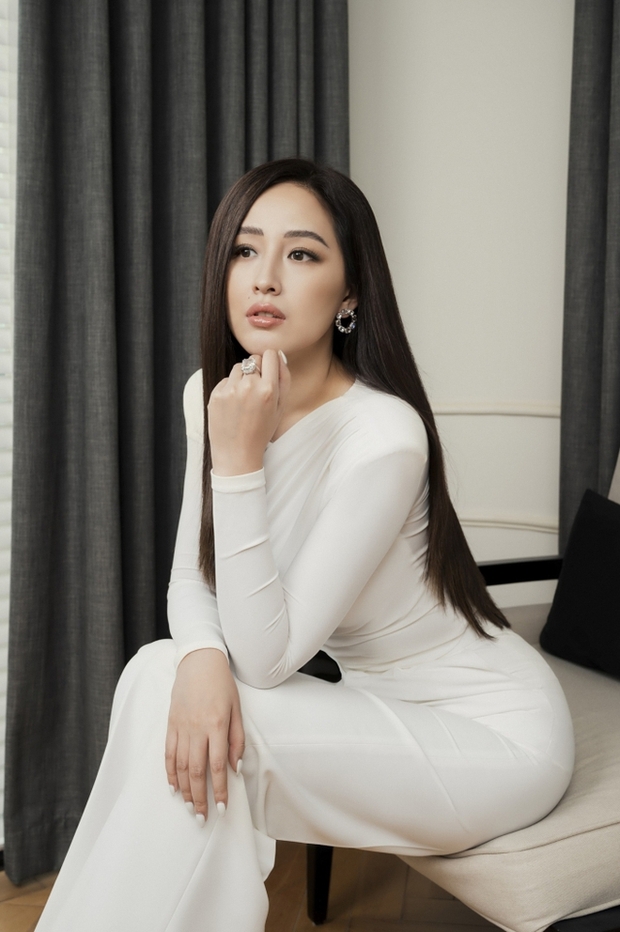 35 tuổi không chịu lấy chồng, Mai Phương Thúy gây chú ý với status: Sao tình yêu lại tàn nhẫn như thế? - Ảnh 3. 35 tuổi không chịu lấy chồng, Mai Phương Thúy gây chú ý với status: Sao tình yêu lại tàn nhẫn như thế? - Ảnh 3.