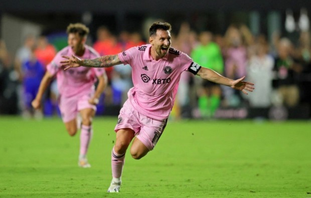 Cuộc sống sang trọng và thuận tiện của Ronaldo và Messi sau khi chuyển nhà