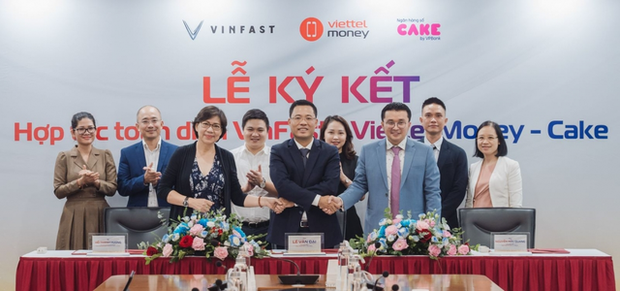 Ba ông lớn ngành công nghệ Việt bắt tay, giúp người dùng dễ dàng sở hữu xe điện - Ảnh 1.