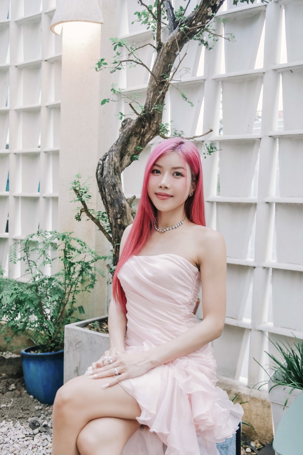 Phỏng vấn Chị xinh đẹp Trang Pháp: Cảm giác chưa hoàn thiện trên con đường nghệ thuật của tôi là