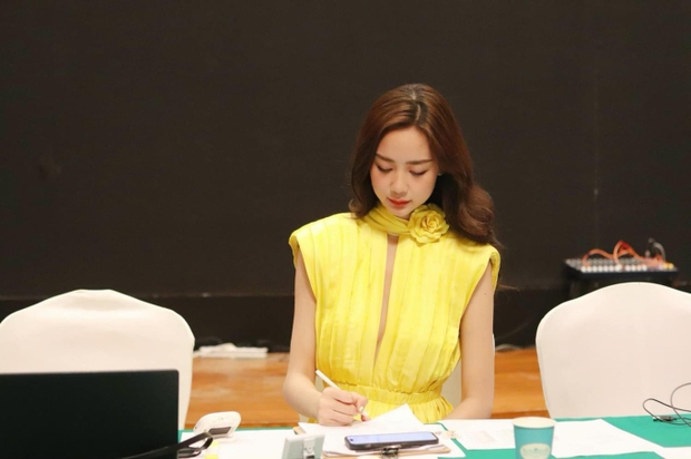 Nhận xét của Bảo Ngọc trước thềm kết thúc nhiệm kỳ Miss Intercontinental: Ý kiến về ứng viên kế nhiệm và Ngọc Hằng
