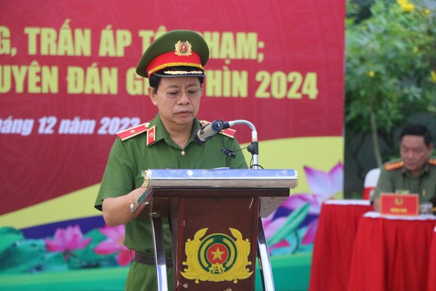 Công an TPHCM ra quân tấn công, trấn áp tội phạm dịp Tết Nguyên đán 2024 - Ảnh 2.