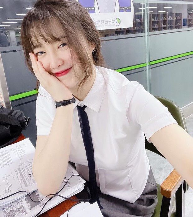 Nàng Cỏ Goo Hye Sun gây sốc vì quá trẻ đẹp khi làm nữ sinh, U40 học diễn xuất sau nhiều năm bị chê quá đơ - Ảnh 3.