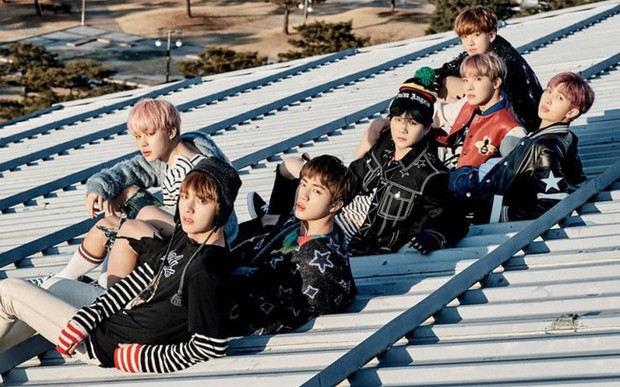 BTS Spring Days trở thành hiện tượng trên iTunes sau khi các thành viên nhập ngũ