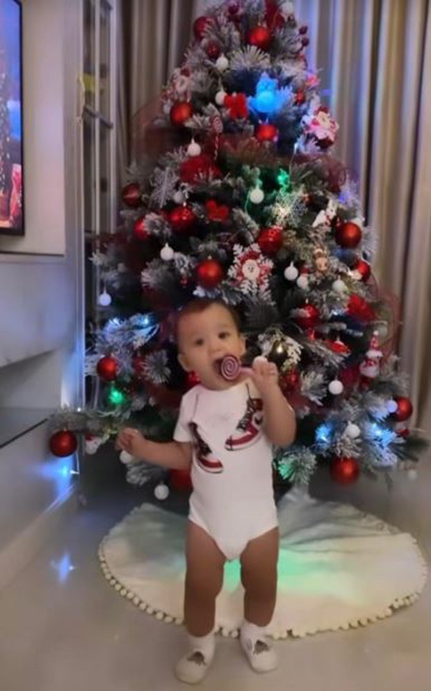 Cuộc sống bình yên của Bùi Tiến Dũng bên vợ mẫu tây và cải tạo nhà cửa thành công như thế nào?