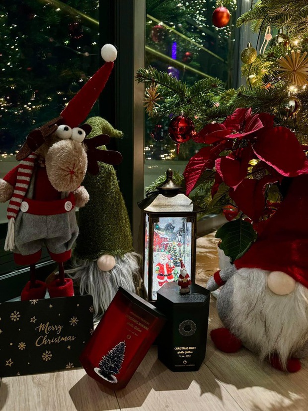 Minh Tú nồng nàn hôn người yêu, hé lộ điều kéo lòng gia đình chồng