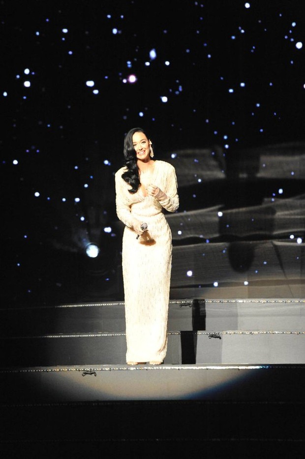 Katy Perry trình diễn tại lễ trao giải VinFuture với 3 bản hit tỉ view, thần thái chuẩn siêu sao hàng đầu thế giới! - Ảnh 3.