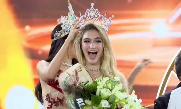 Người đẹp Albania đăng quang Hoa hậu Trái Đất, đại diện Việt Nam vào top 4, trở thành Hoa hậu Nước - Ảnh 2.