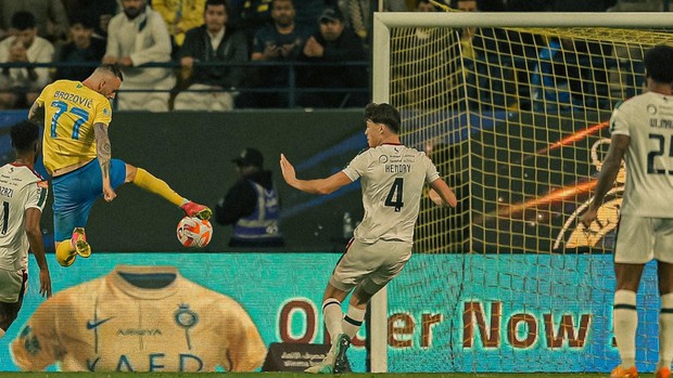 Ronaldo tỏa sáng với bàn thắng và kiến tạo, Al Nassr làm buồn lòng đội bóng của HLV Gerrard