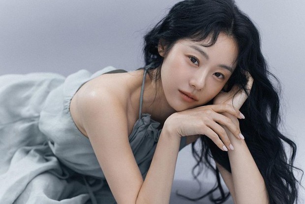 Tiểu tam giật chồng của Lee Young Ae ở phim mới: Cả đời toàn đóng vai phụ nhưng trẻ đẹp khó cưỡng dù đã U40 - Ảnh 10.