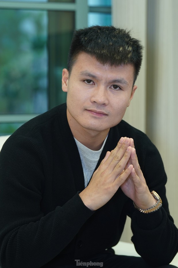 Quang Hải: 'Người yêu - Đồng hành tinh thần trong những khó khăn và động lực tiêu cực để tôi không ngừng cố gắng'