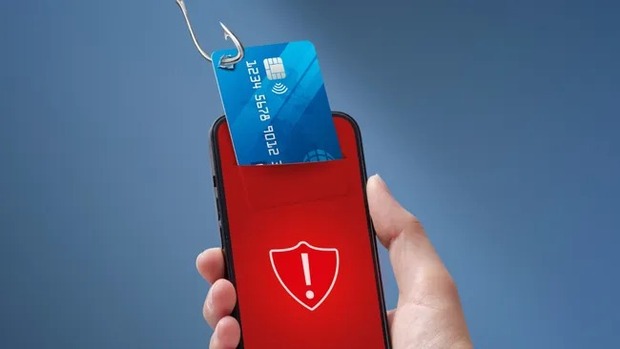 Cảnh báo phần mềm độc hại mạo danh app ngân hàng trên Android, có thể vượt khóa vân tay, đánh cắp mã PIN dễ dàng! - Ảnh 2.